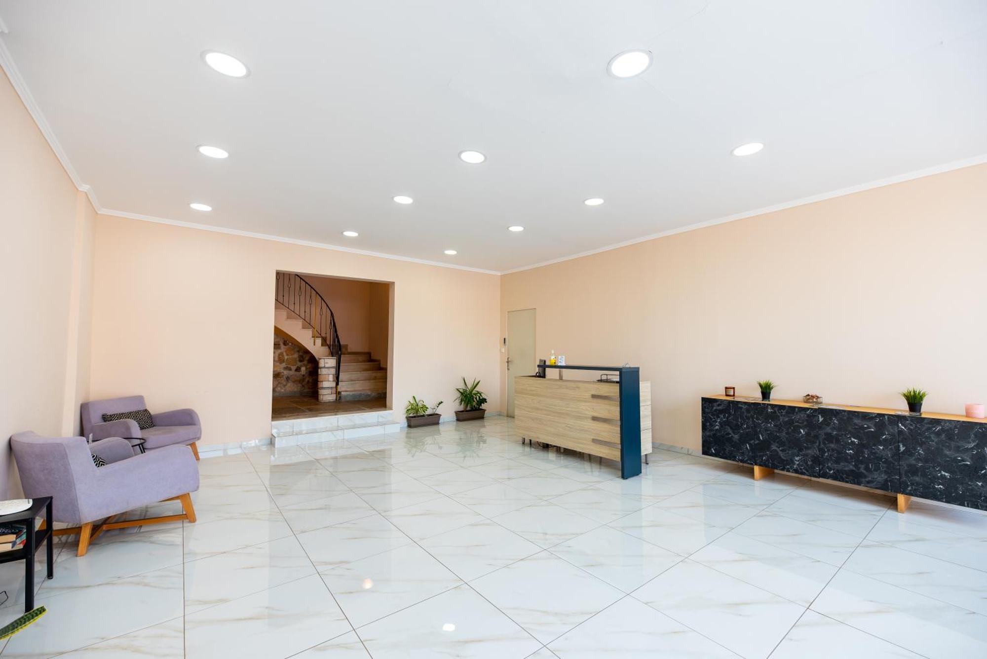 Stone Palace Hotel Near Athen'S Airport Free Shuttle From And To Athen'S Airport Spata  Exterior photo