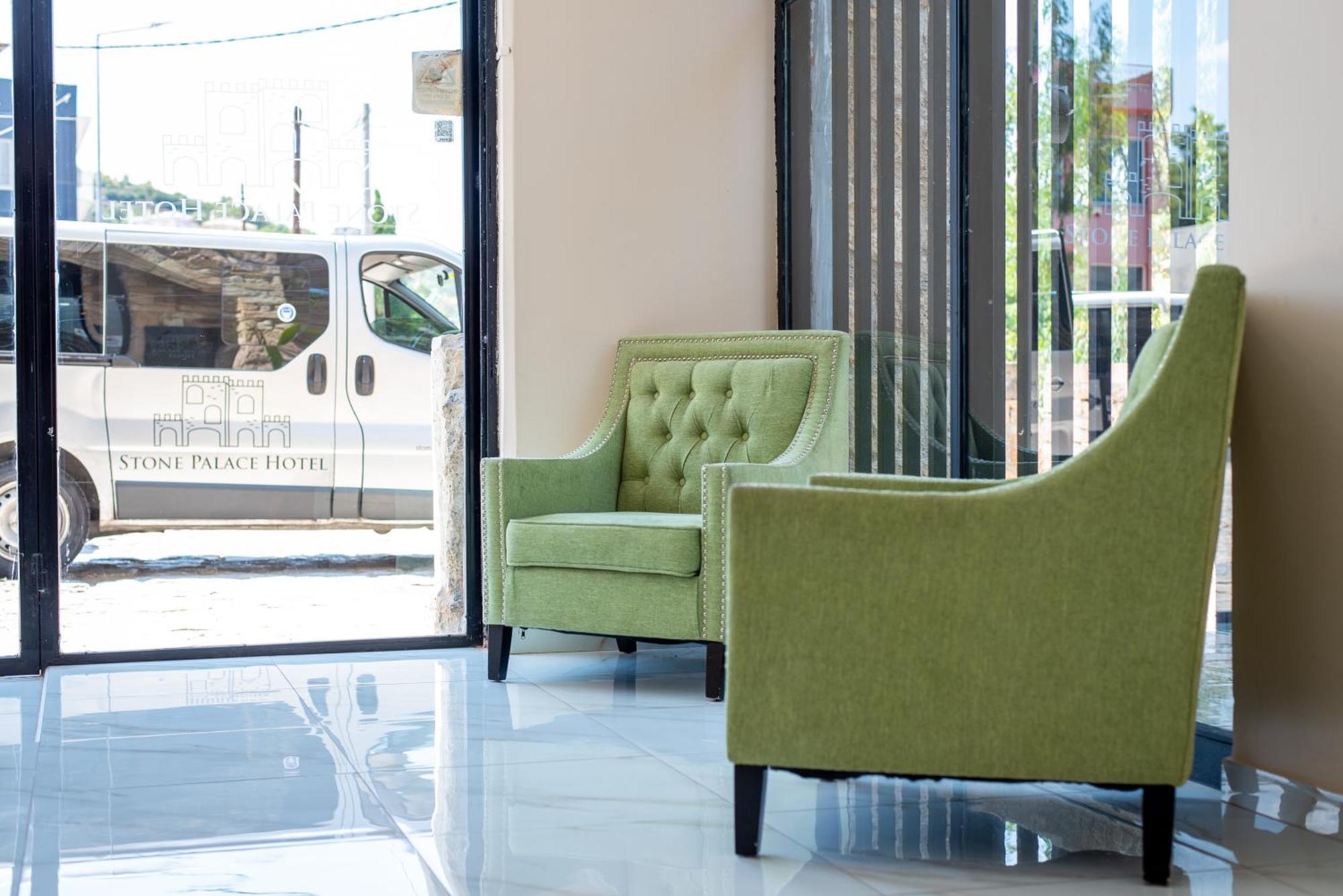 Stone Palace Hotel Near Athen'S Airport Free Shuttle From And To Athen'S Airport Spata  Exterior photo